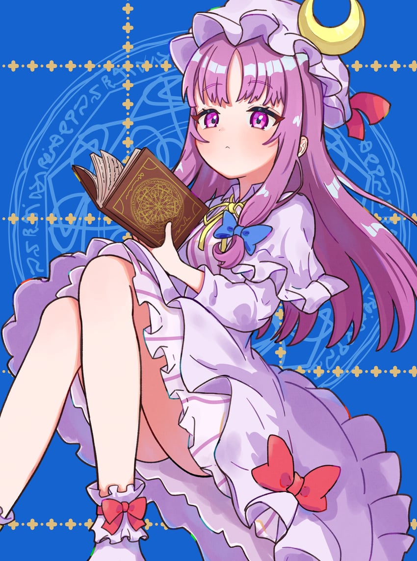 东方Project、帕秋莉·诺蕾姬 1名女孩 蓝色背景 蓝色蝴蝶结 脸红 书