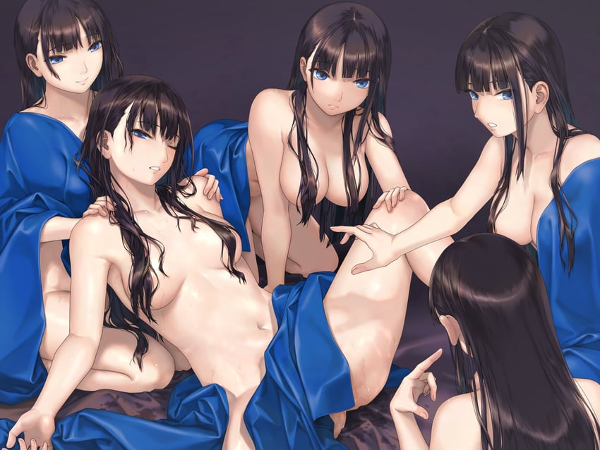 原创 5名女孩 黑色背景 蓝眼 蓝色长袍 乳房