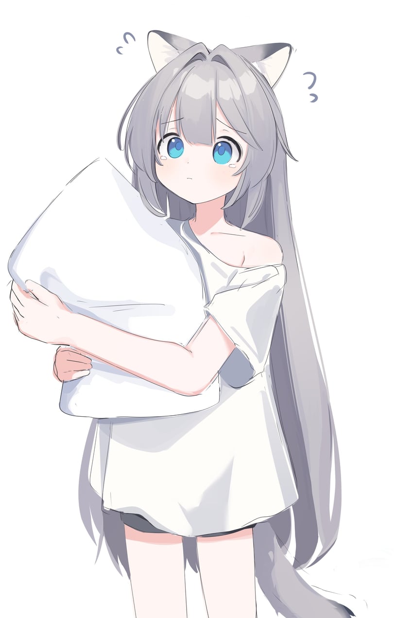 原创 1名女孩 兽耳 黑色短裤 蓝眼 齐刘海