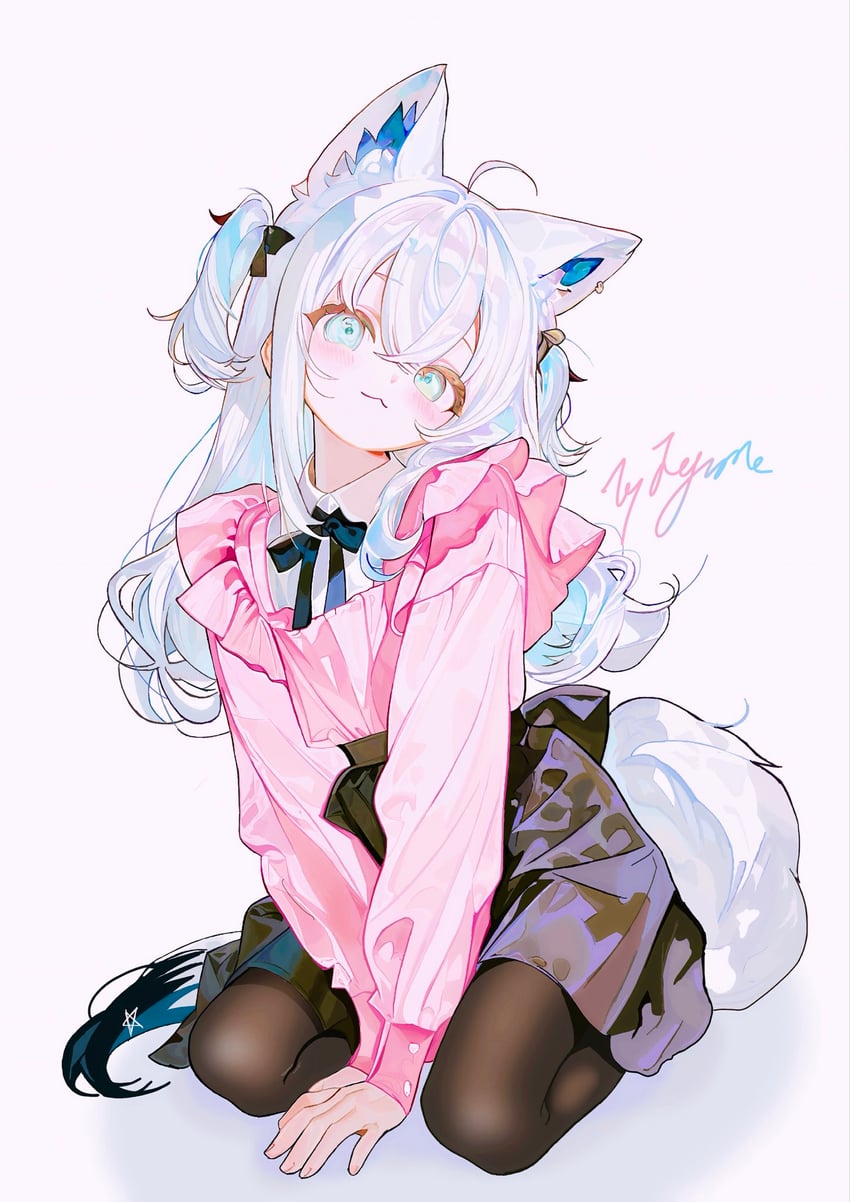 Hololive、白上吹雪 1名女孩 猫脸笑 兽耳毛 兽耳 黑色蝴蝶结