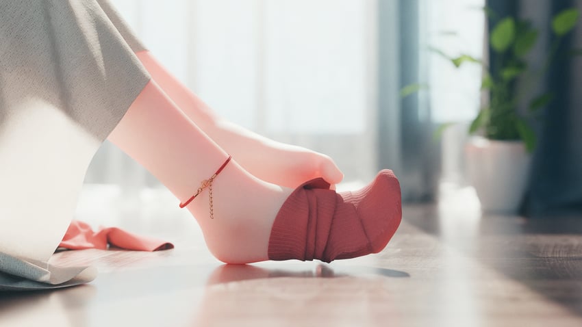 原创 1名女孩 脚链 赤脚 模糊 模糊背景
