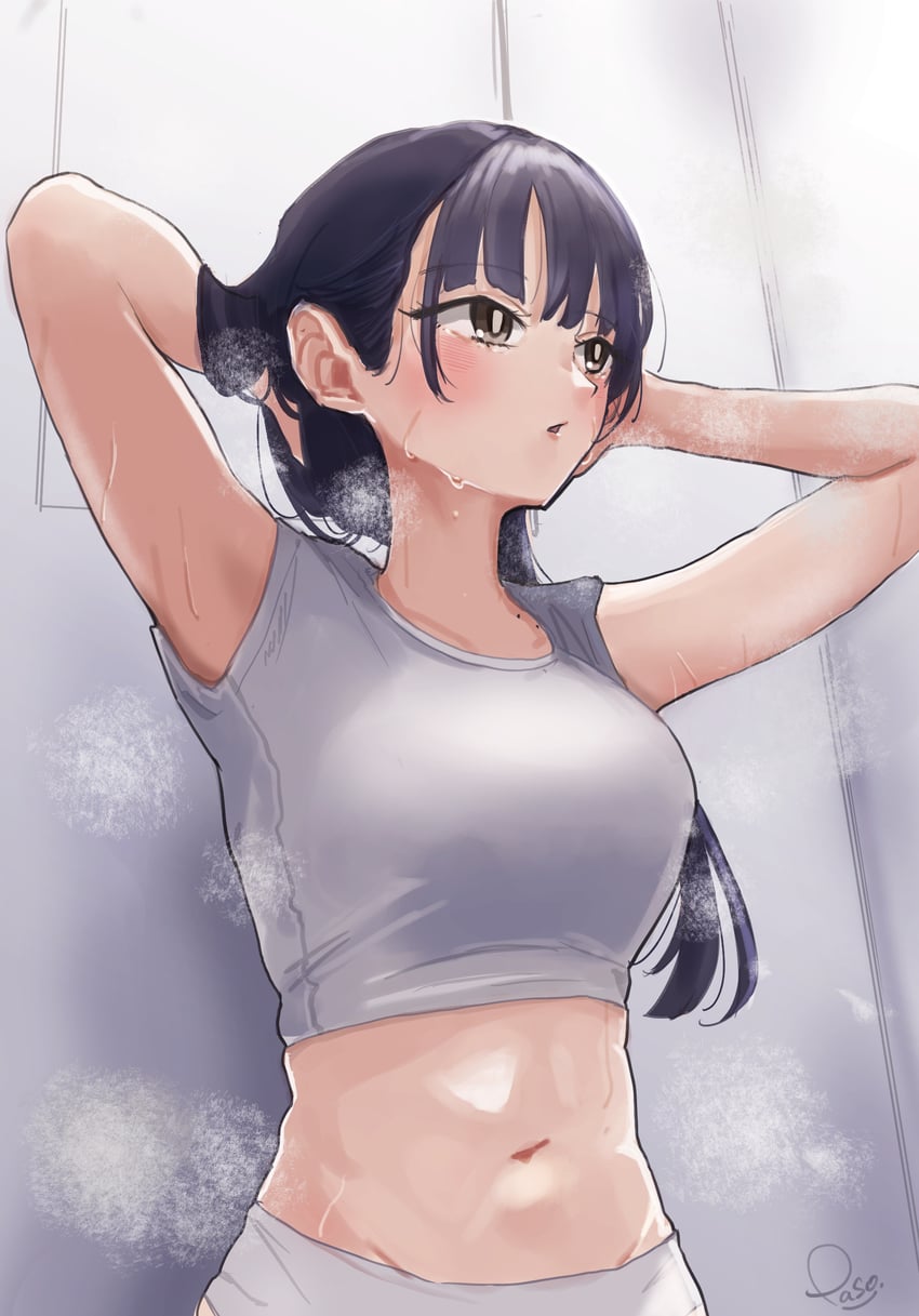 我心里危险的东西、山田杏奈 1名女孩 举起双手 乳房 露脐短衫 手插入自己头发中