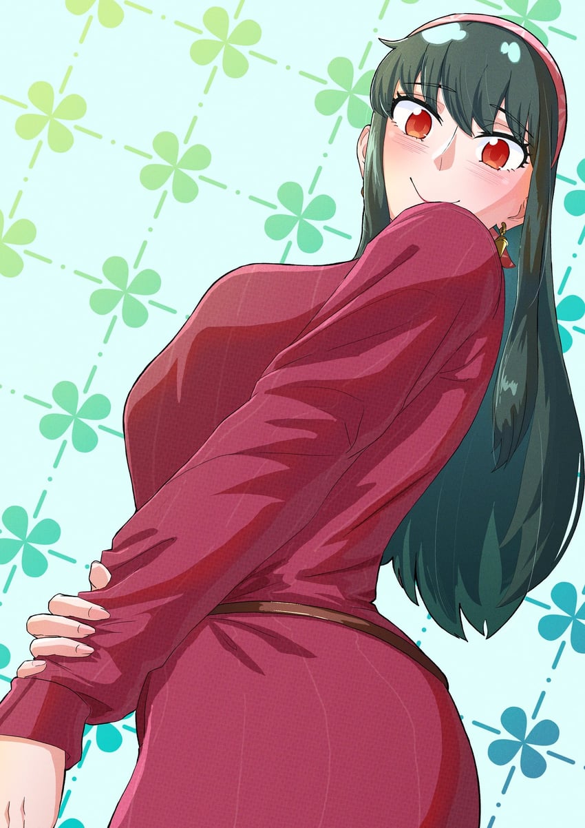 间谍过家家、约尔·布莱尔 1名女孩 黑发 乳房 闭嘴 连衣裙