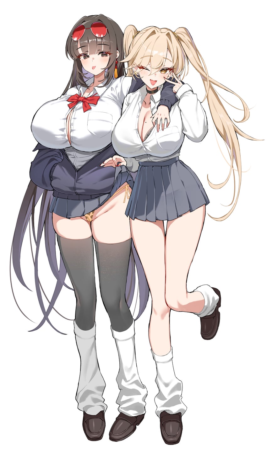 原创 2名女孩 动物花纹 搂肩 黑色项圈 黑瞳