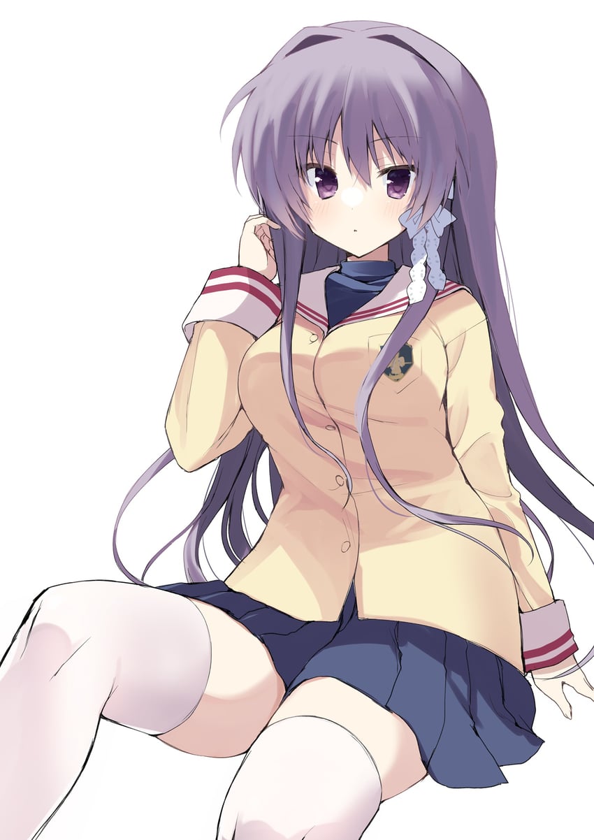 CLANNAD、藤林杏 1名女孩 手臂放在侧边 西装外套 蓝裙子 脸红