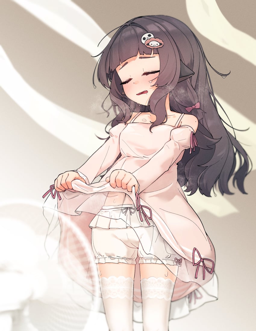 个人势虚拟主播、埃斯特尔 (VTuber) 1名女孩 兽耳 灯笼裤 齐刘海 闭眼
