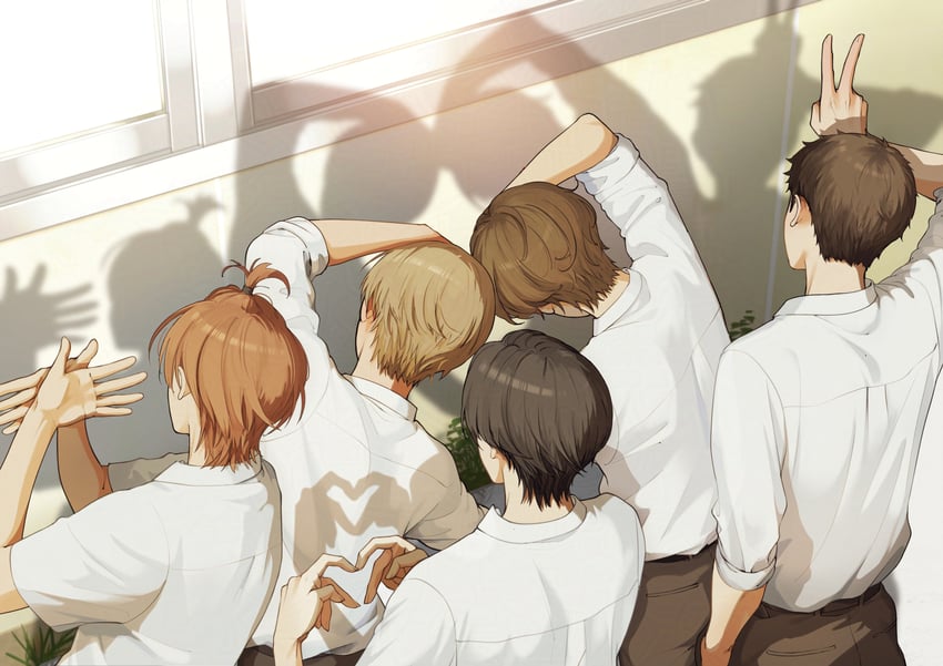 原创 5个男孩 举手 黑发 黑裤子 棕发