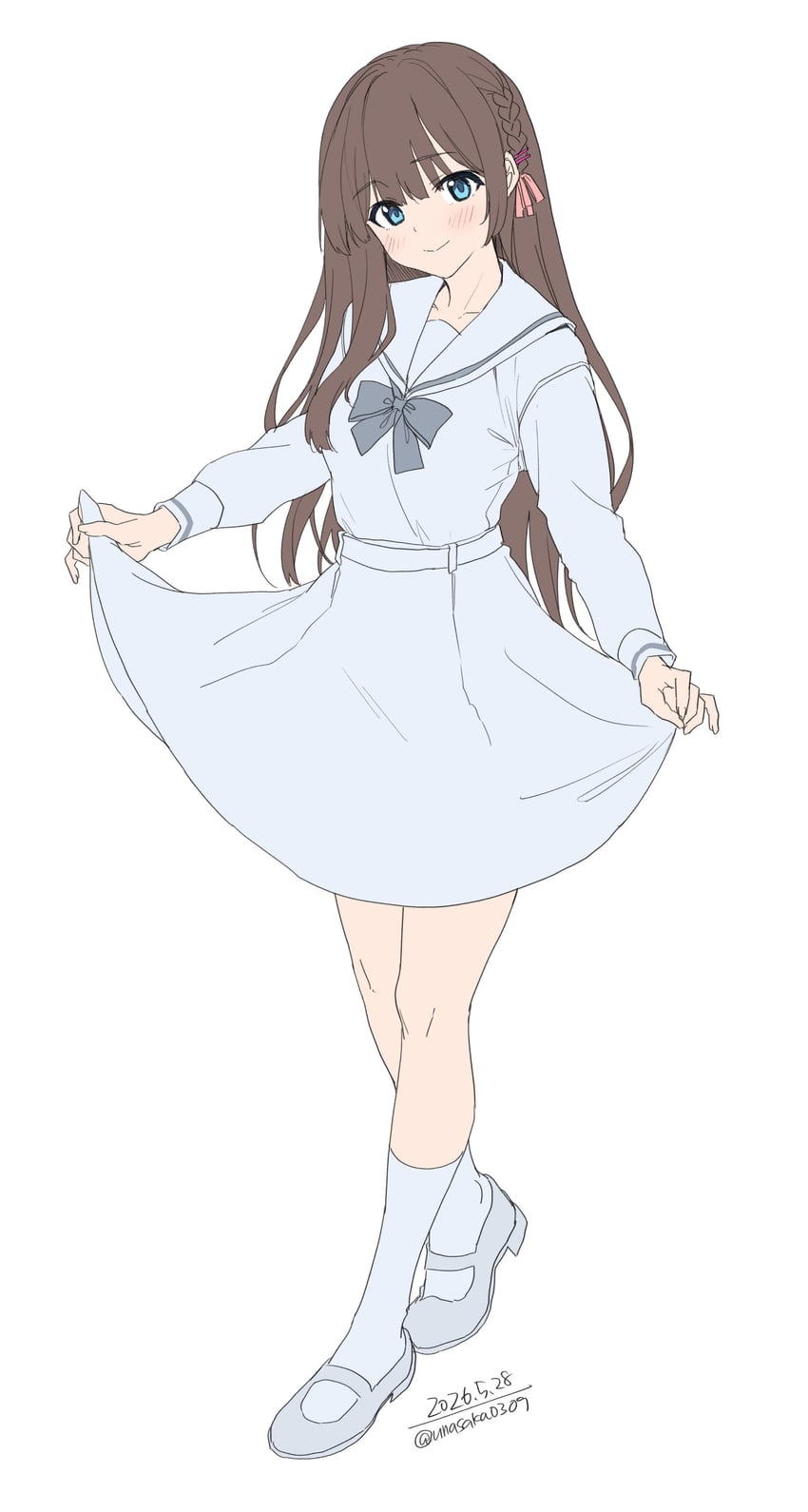 原创 1名女孩 蓝眼 脸红 蝴蝶结 辫子