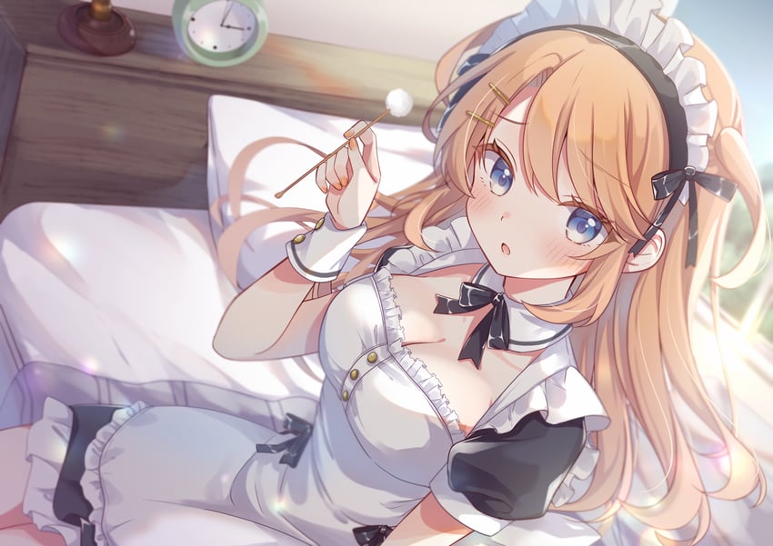 原创 1名女孩 闹钟 床 床单 毯子