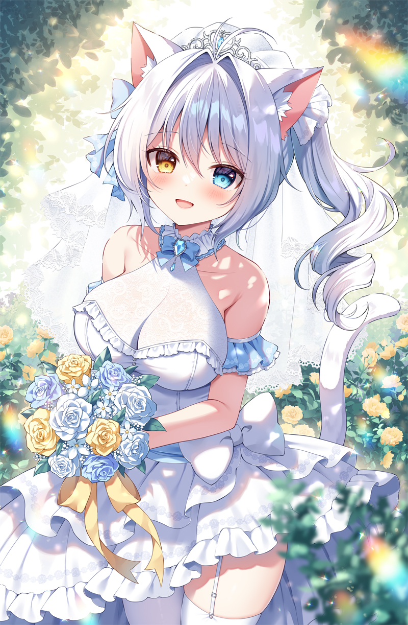 原创、艾娜·里芙 1名女孩 兽耳 露肩 蓝眼 花束