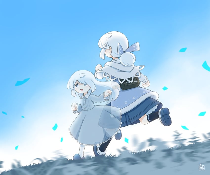 原创、露米里卡 (北川水月) 年龄对比 作者标志 腰带 黑袜 蓝色连衣裙