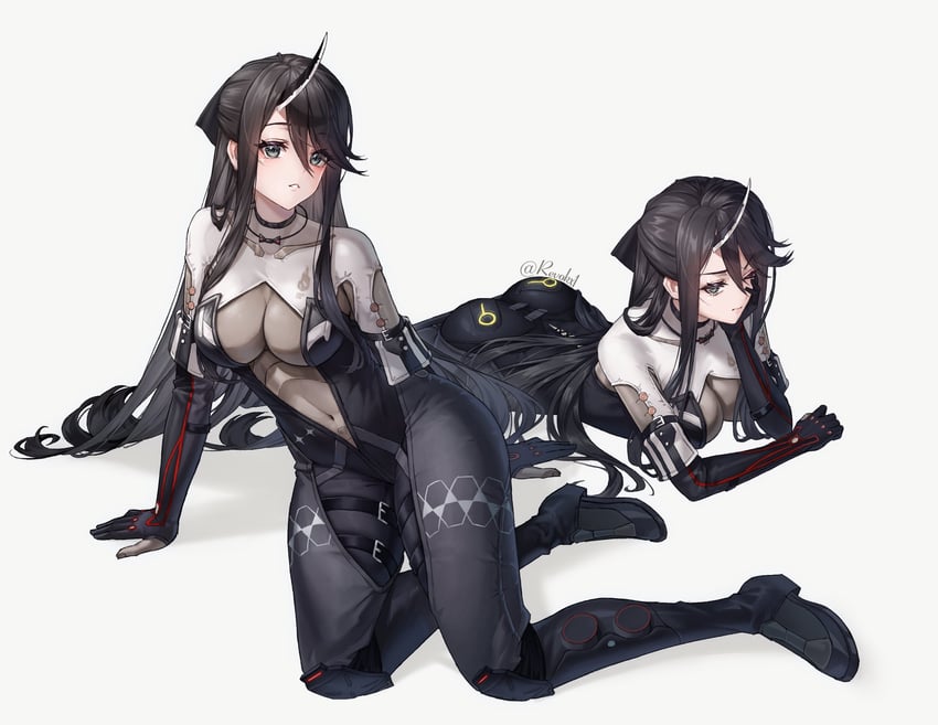 少女前线、少女前线2：追放 2名女孩 黑发 紧身连体衣 乳房 遮盖肚脐