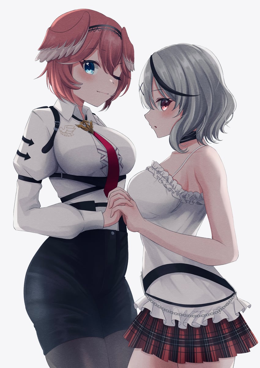 Hololive、沙花叉克萝耶、沙花叉库洛艾(第一套服装) 2名女孩 裸臂 黑领 黑色发带 黑色短裤