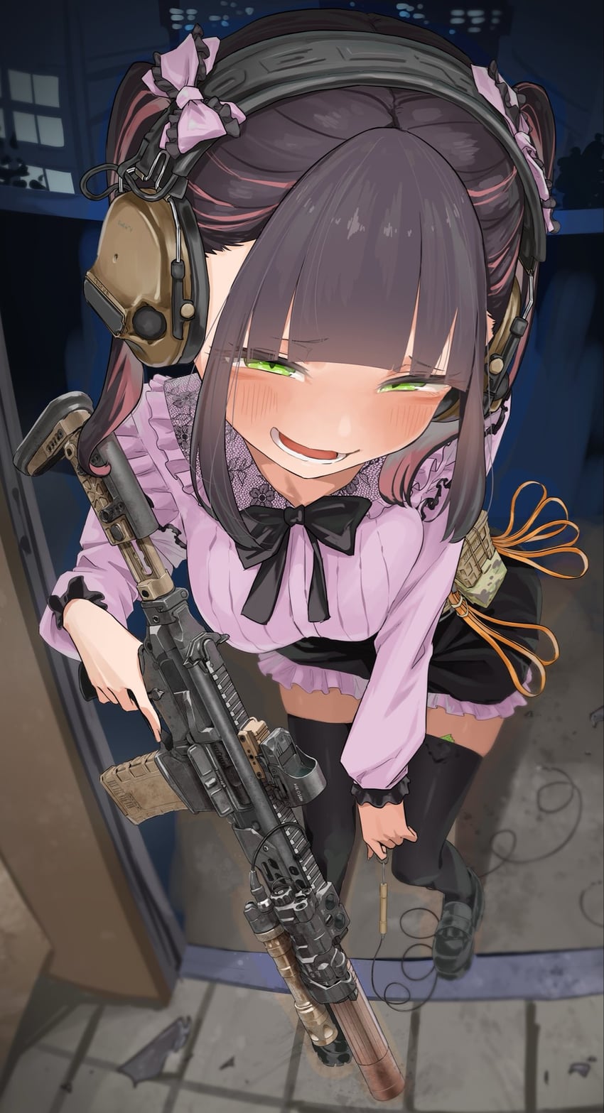 原创 1名女孩 突击步枪 黑发 黑鞋 黑色裙子