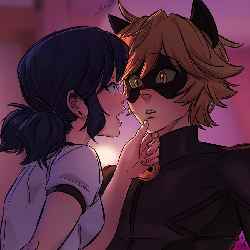 瓢虫雷迪、黑猫 (Chat Noir)、玛丽奈特·杜庞-程 1名男孩 1名女孩 兽耳 黑色连体衣 金发