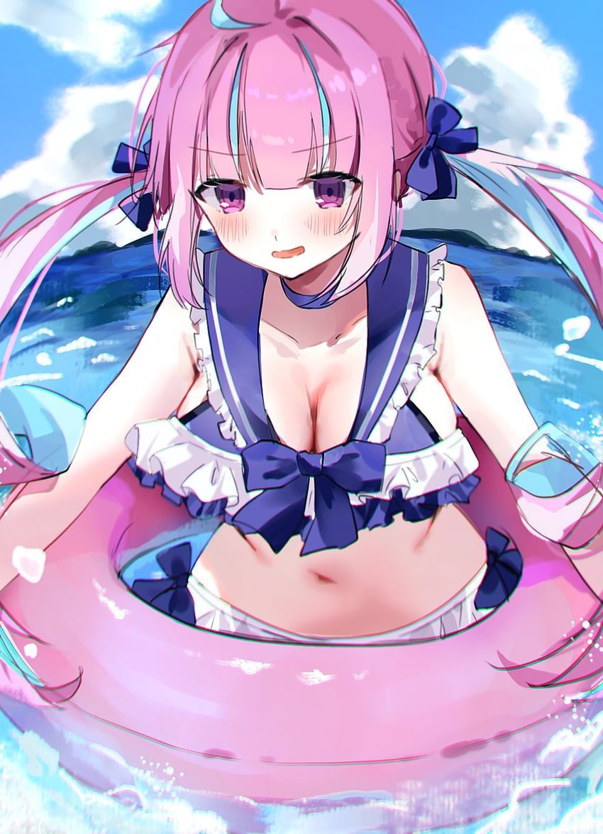 Hololive、凑阿库娅 1名女孩 呆毛 水色发 露肩 比基尼