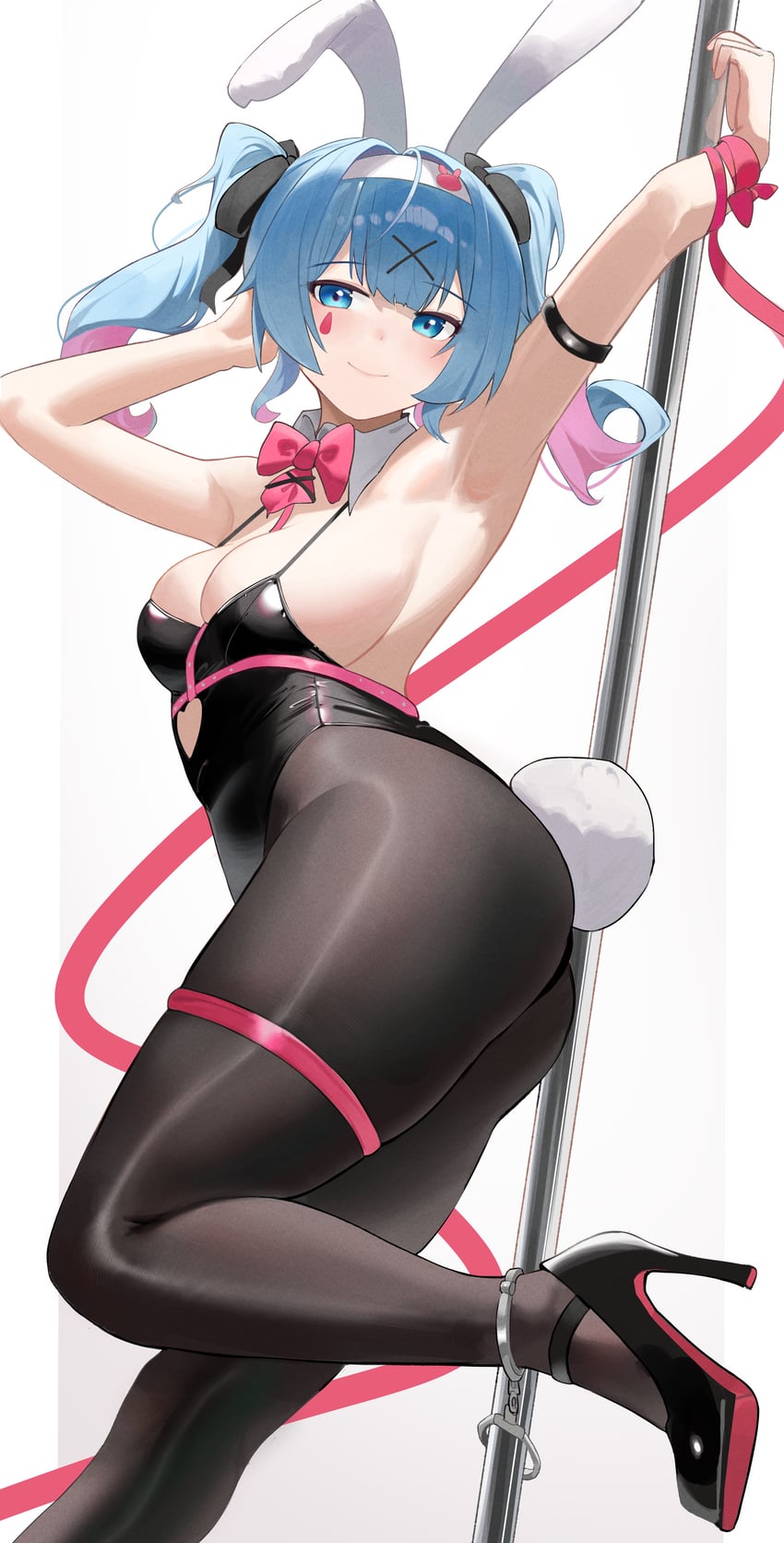 兔穴(Vocaloid)、VOCALOID、初音未来 1名女孩 异形乳量 (大) 兽耳 水色瞳 水色发