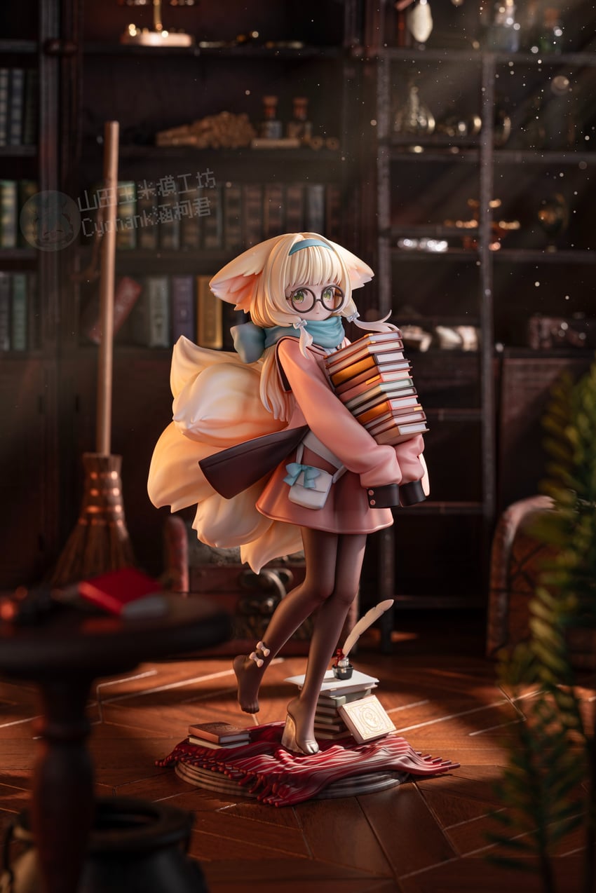明日方舟、铃兰 (明日方舟) 1名女孩 替换服装 兽耳 包 戴眼镜的
