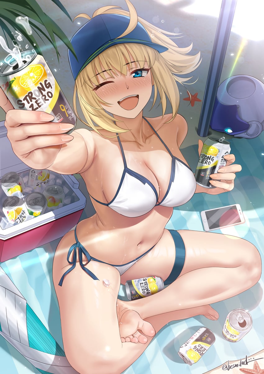 Fate/Grand Order、Fate系列、阿尔托莉雅·潘德拉贡 (Fate) 1名女孩 呆毛 露肩 赤脚 棒球帽