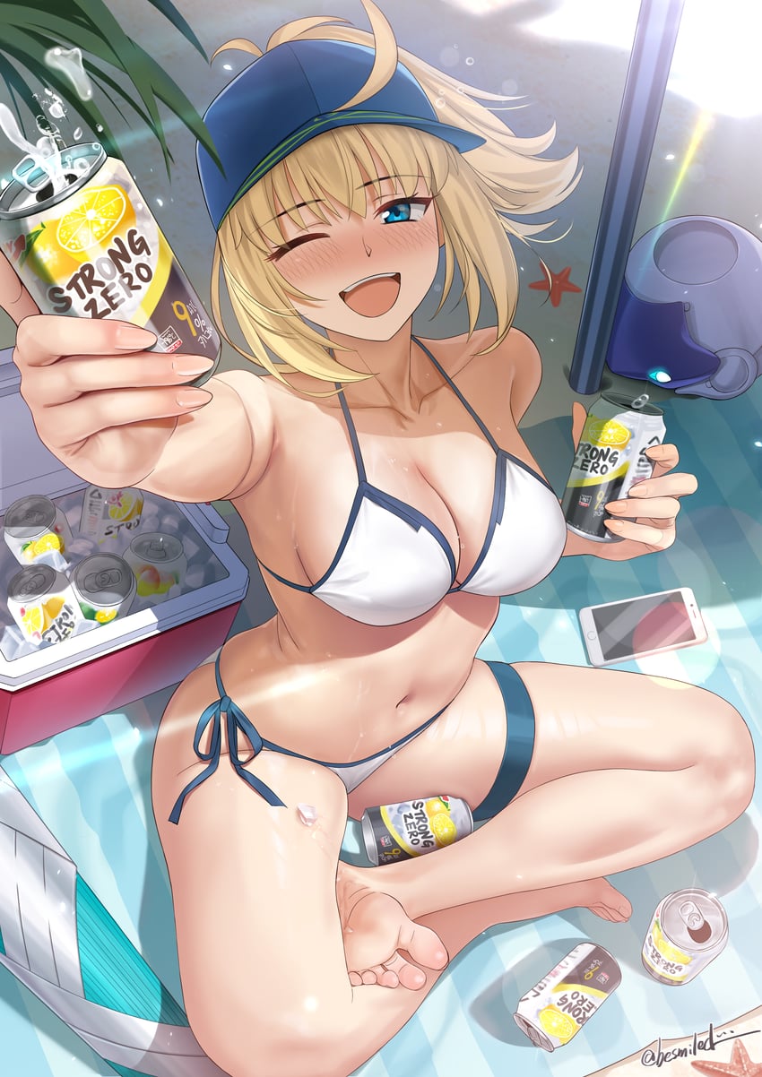 Fate/Grand Order、Fate系列、阿尔托莉雅·潘德拉贡 (Fate) 1名女孩 呆毛 露肩 赤脚 棒球帽