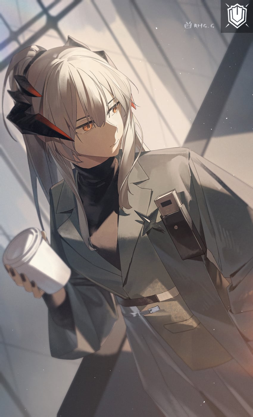 明日方舟、塞雷娅 (明日方舟) 1名女孩 徽章 哔哩哔哩标志 黑衬衫 外套