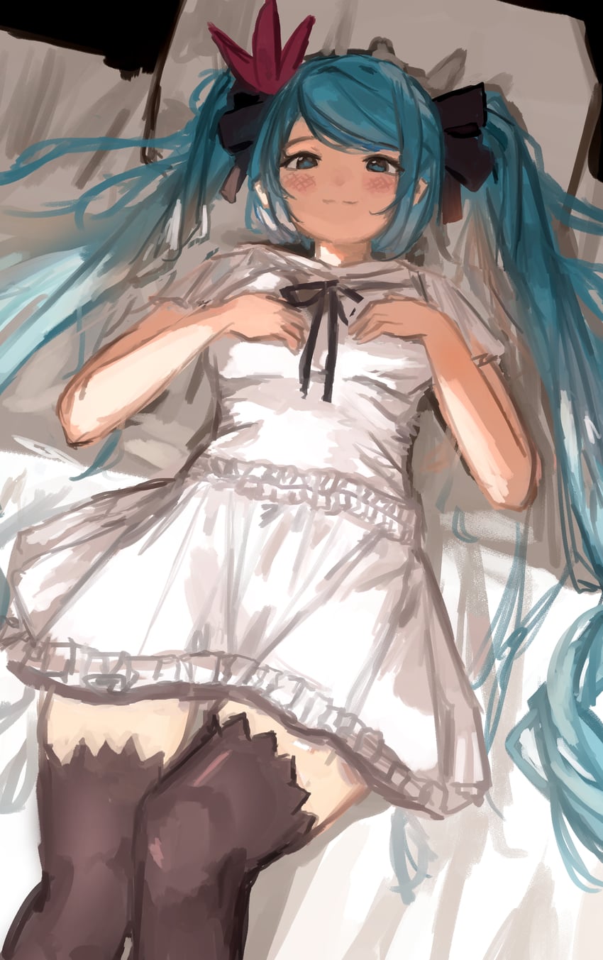 VOCALOID、世界第一的公主殿下、初音未来 1名女孩 水色发 黑色过膝袜 脸红 连衣裙