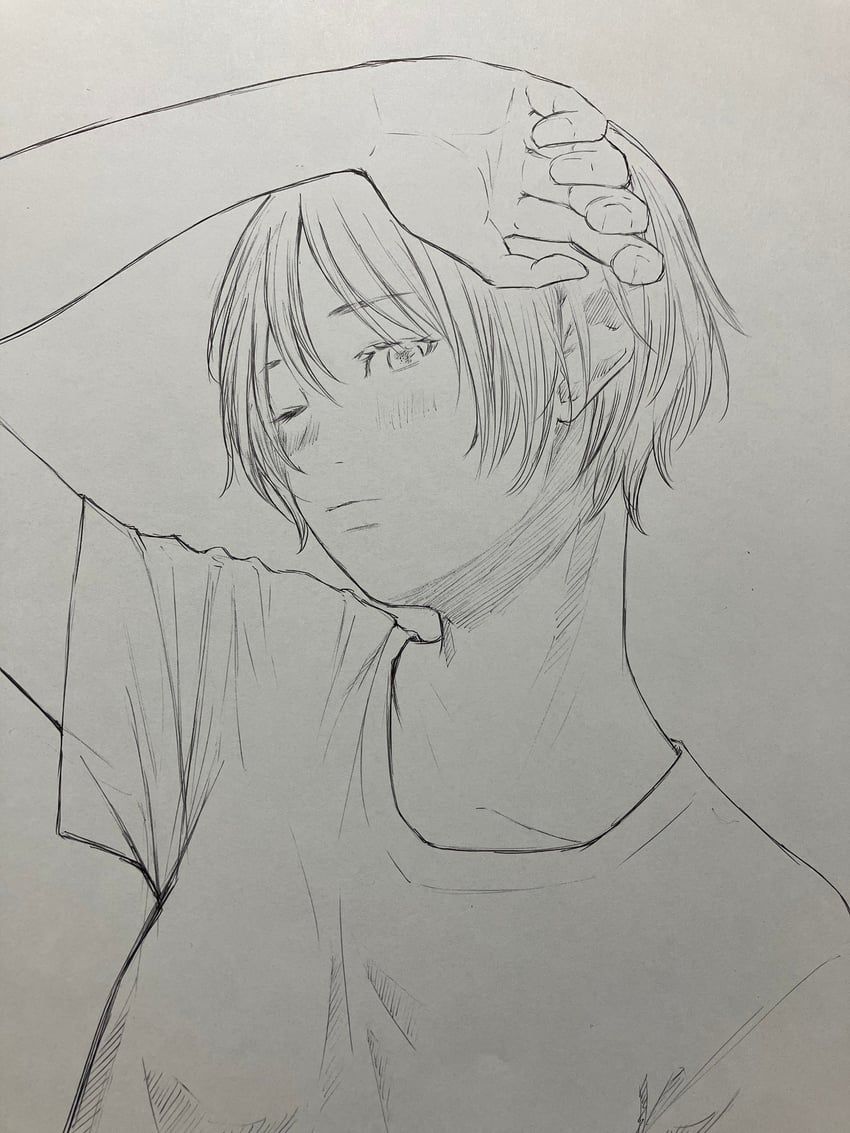 原创 1名女孩 举手 闭嘴 圆领 无表情