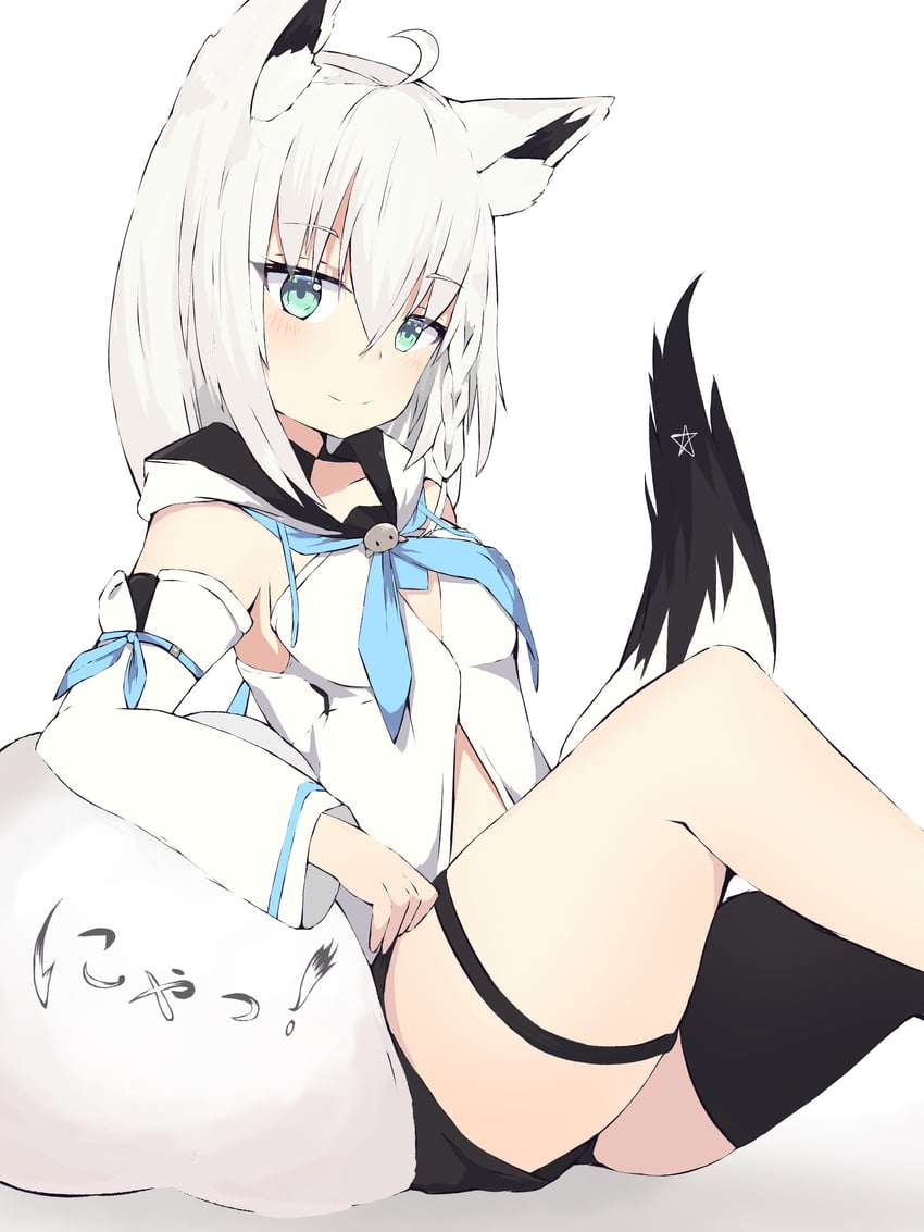 Hololive、白上吹雪、白上吹雪 (第一套服装) 1名女孩 呆毛 兽耳毛 兽耳 黑色短裤