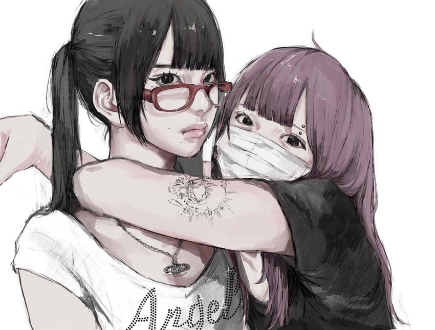原创 2名女孩 手臂纹身 黑瞳 黑发 黑面具
