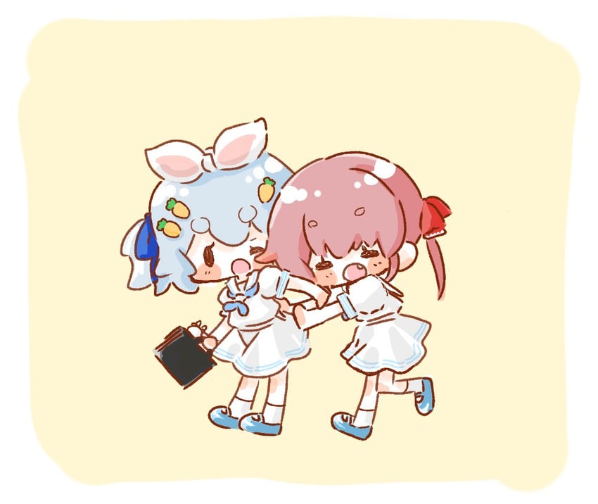 Hololive、宝钟玛琳、兔田佩克拉 2名女孩 兽耳 阿斯科特领巾 包 蓝色细领带